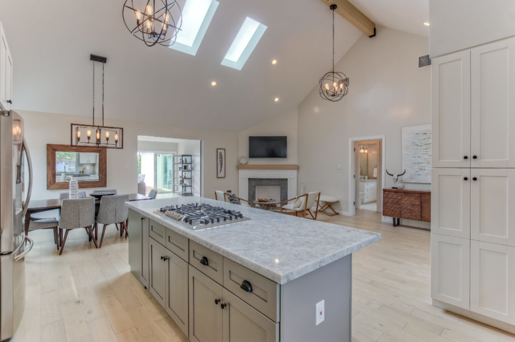 commercial construction contractor